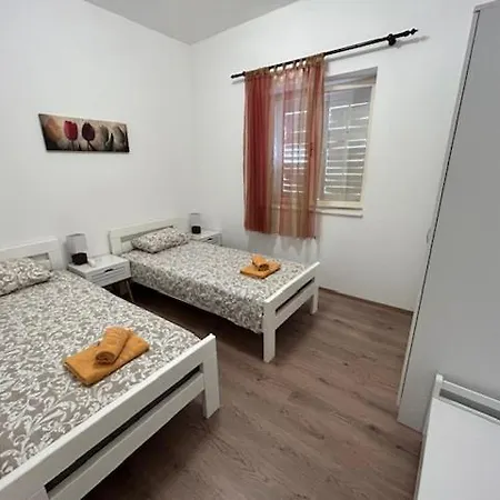Apartamento Nikola Šibenik