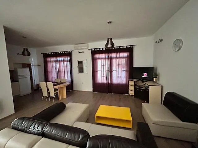 Nikola Appartement